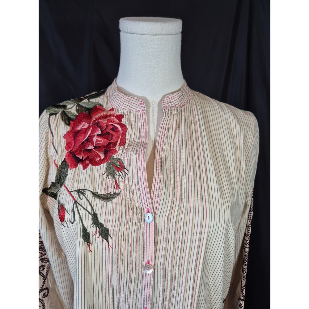 Johnny Was 3J Workshop Attico Rose Embroidery Pinstripe Shirt Cream Red Medium - Picture 3 of 14